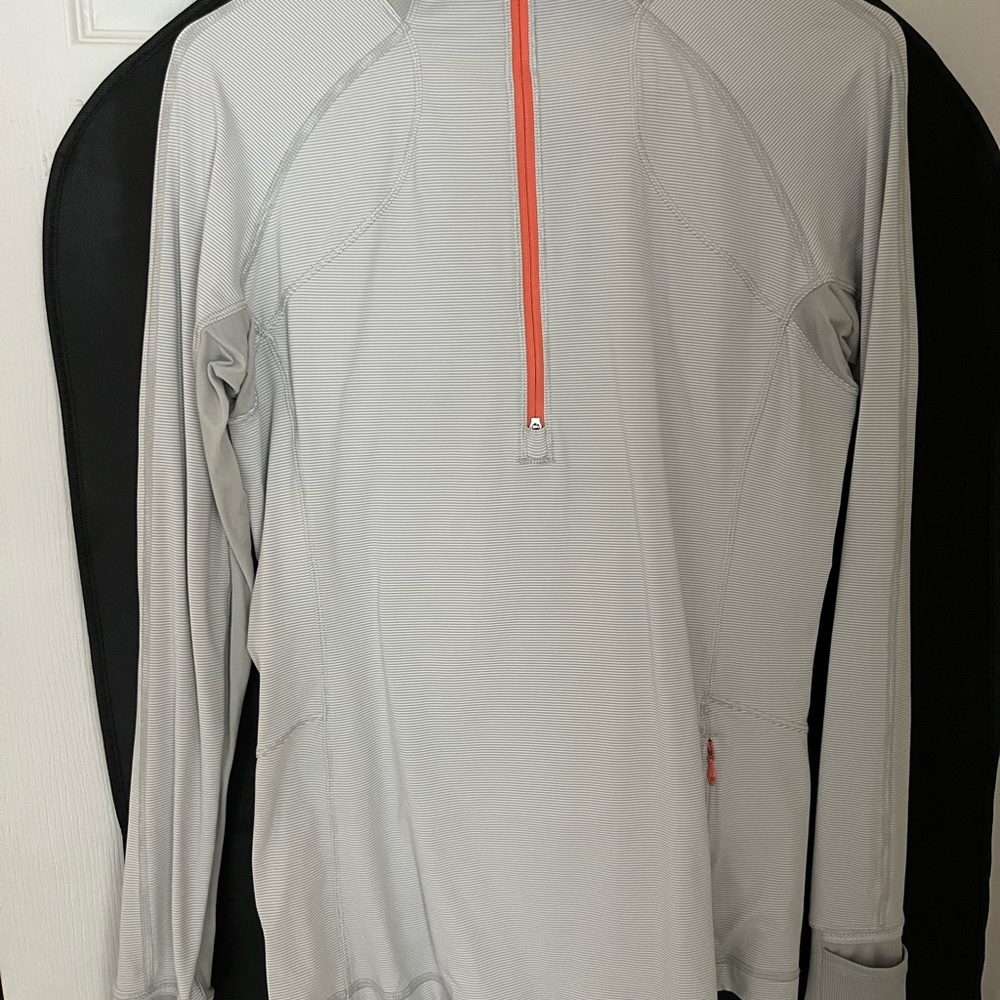 size 8 lulu pullover